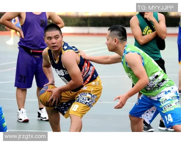 深度对话：杨娜如何在篮球世界中追寻梦想与挑战自我