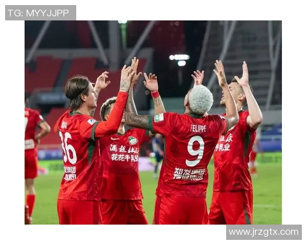 武汉足球队灵活性排名第六引发热议展现球队潜力与发展前景 武汉足球队灵活性排名第六引发热议展现球队潜力与发展前景