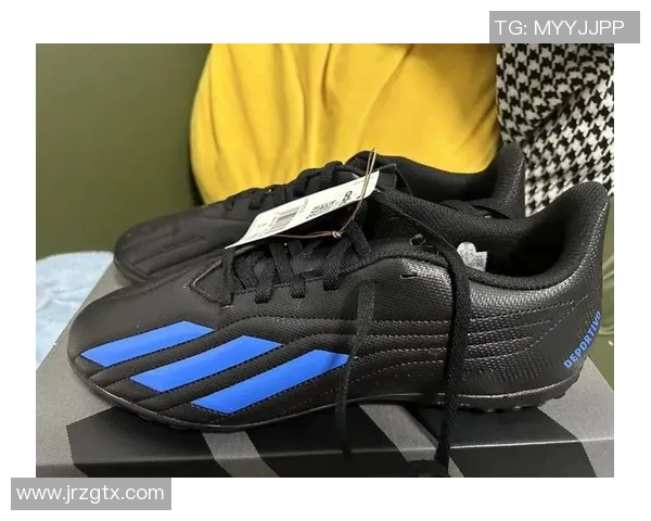 男士足球明星跑鞋推荐助你提升运动表现与时尚风格 男士足球明星跑鞋推荐助你提升运动表现与时尚风格